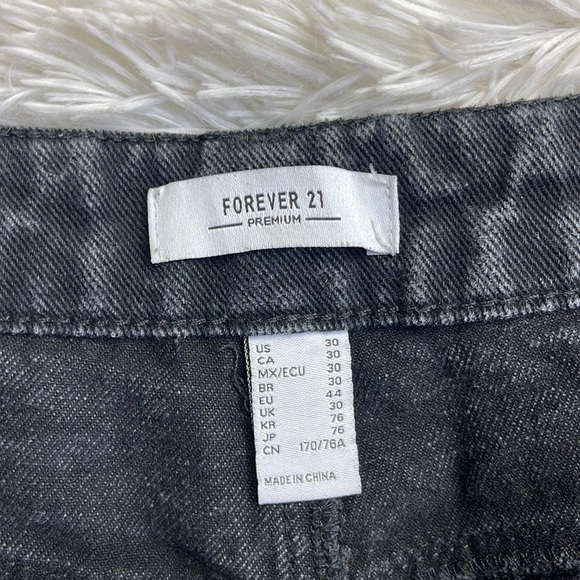Forever 21 High Rise Mom Jeans - Picture 7 of 9